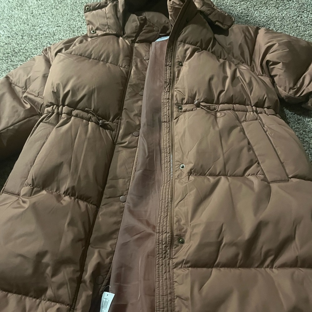 Old navy coat bean new never worn just cleaning out my closet